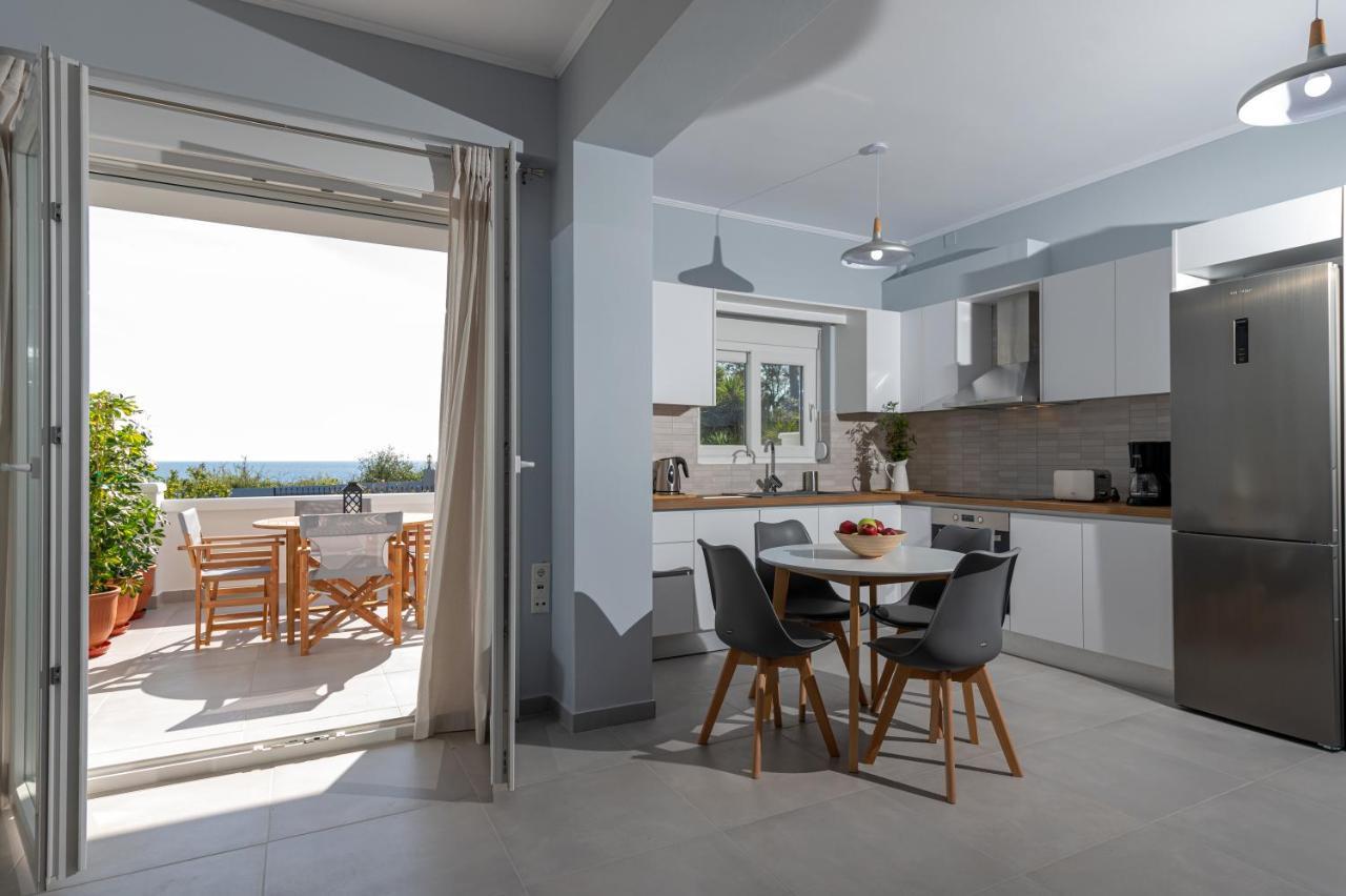 Rizes Seaside Homes Vromonerion Exterior photo